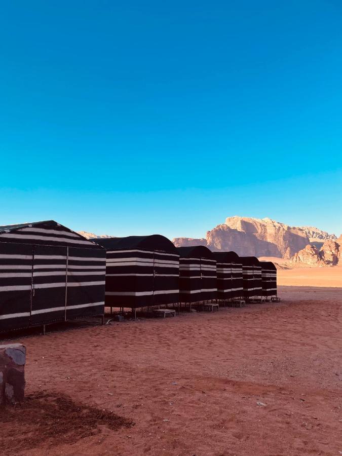 Hotel Sunrise Camp Wadi Rum Exterior foto