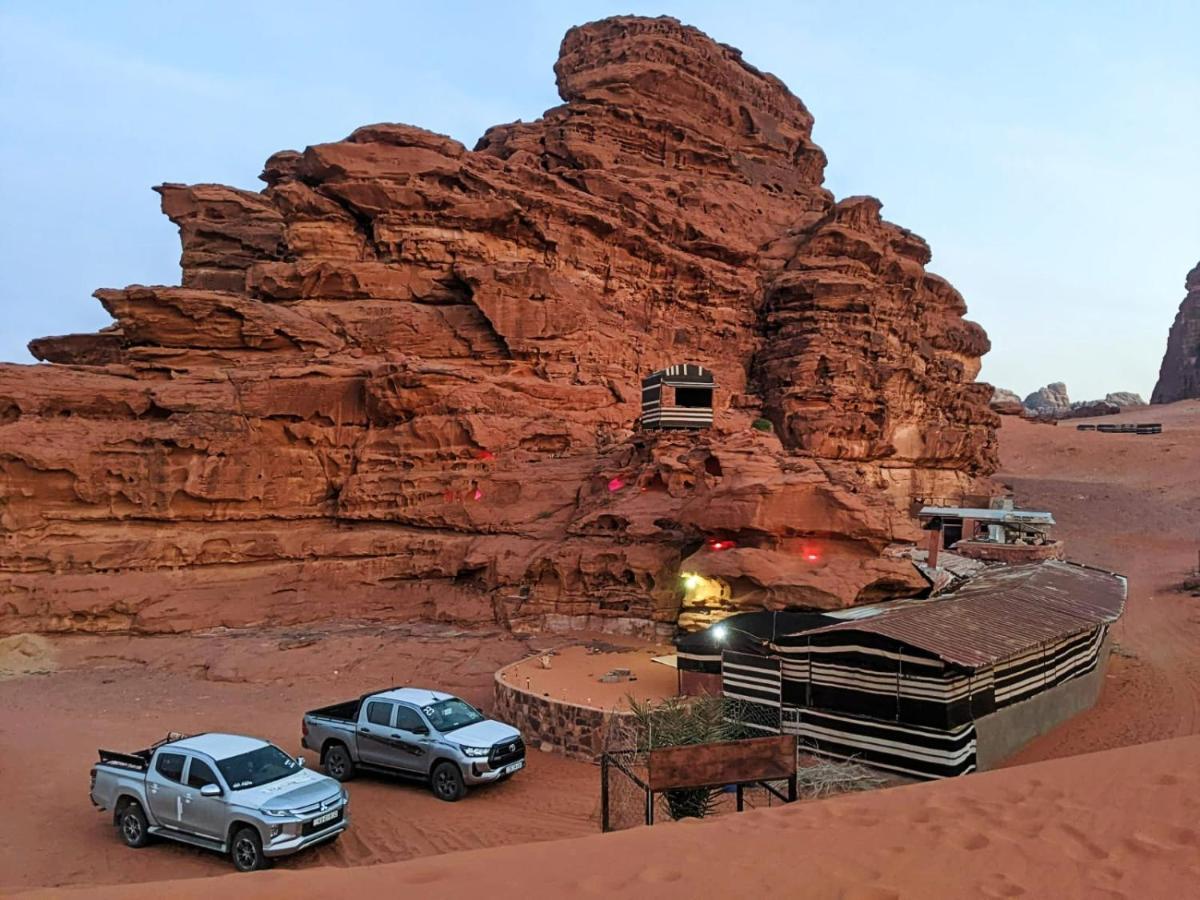 Hotel Sunrise Camp Wadi Rum Exterior foto
