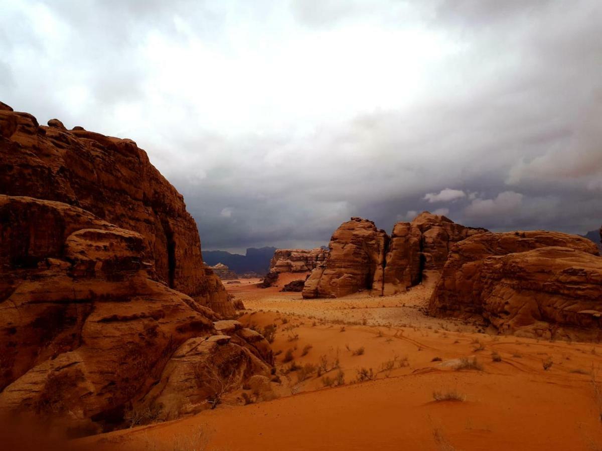 Hotel Sunrise Camp Wadi Rum Exterior foto